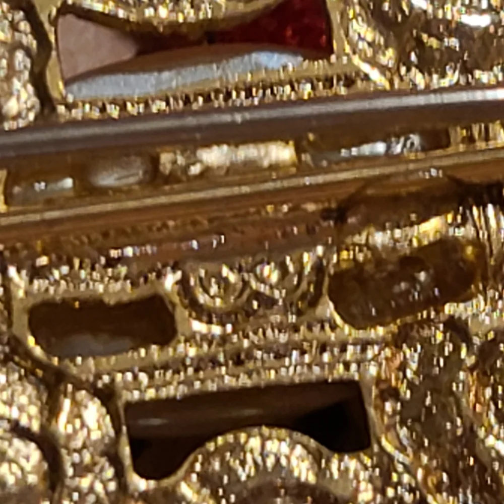 Unique Vintage intricate gold