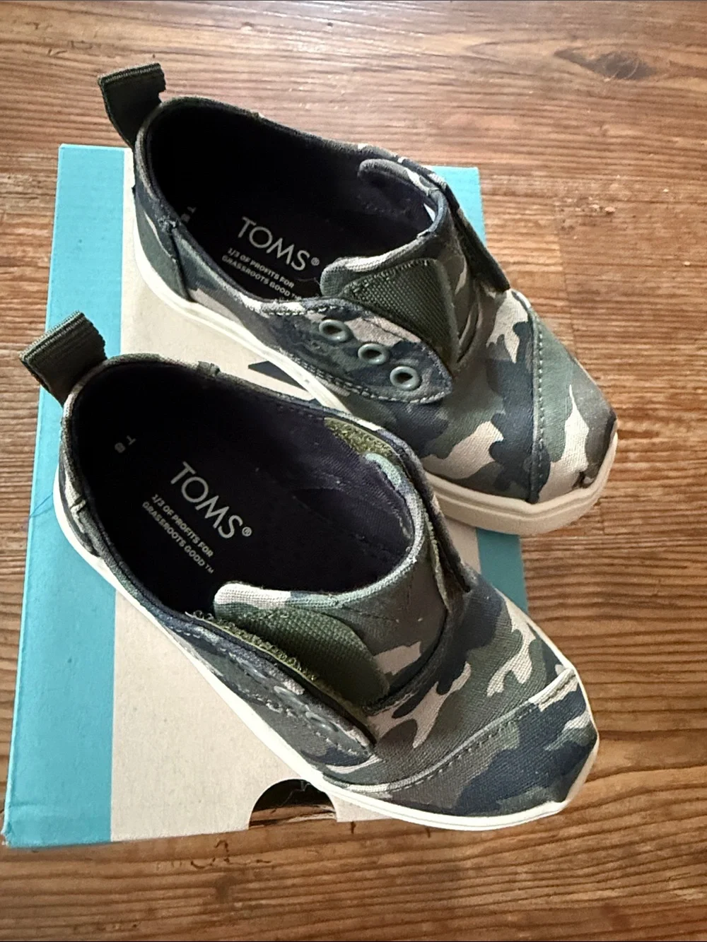 Toms slip kids