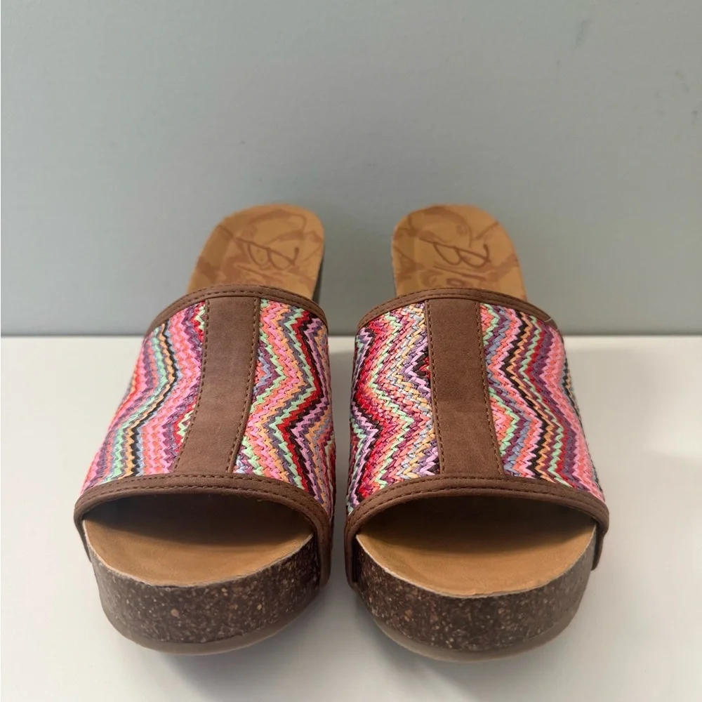 Blowfish Malibu Wedge Sandals 7.5 Multicolor Chevron Slide Cork Platform