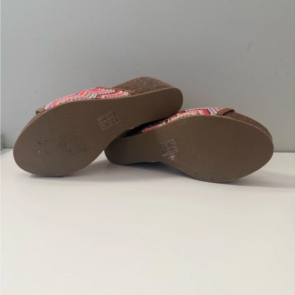 Blowfish Malibu Wedge Sandals 7.5 Multicolor Chevron Slide Cork Platform