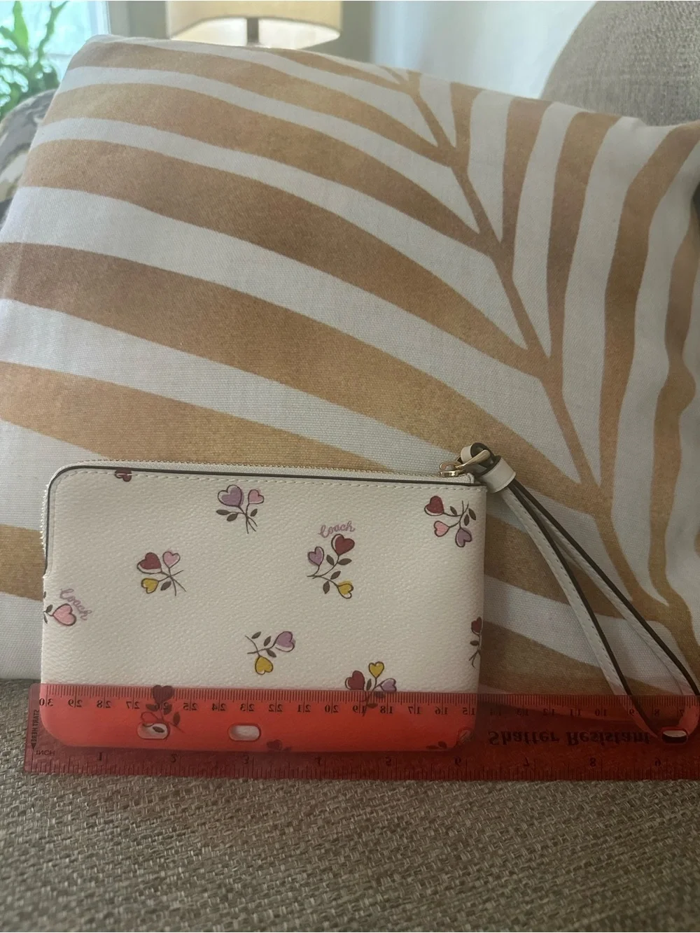 Coach nwt shaped