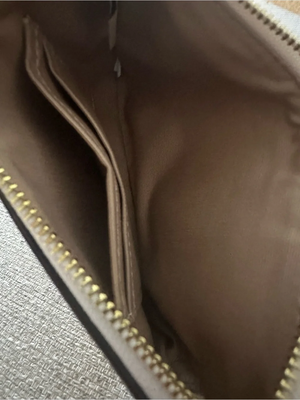 Coach nwt shaped