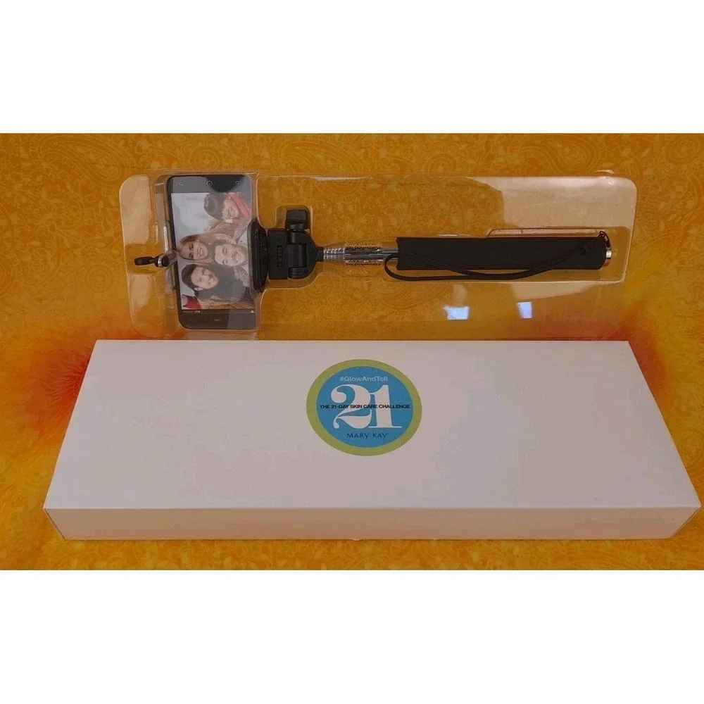 Mary Kay Glow And‎ Tell Selfie Stick 3ft Extendable Adjustable