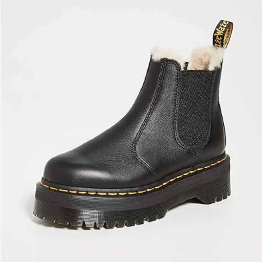 N/A dr martens