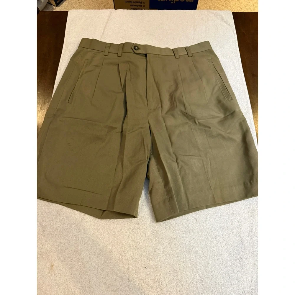 Cutter & Buck Mens Olive Green Flat Front Golf Shorts Size 35