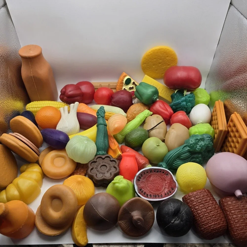 The Unbranded Brand vintage plastic