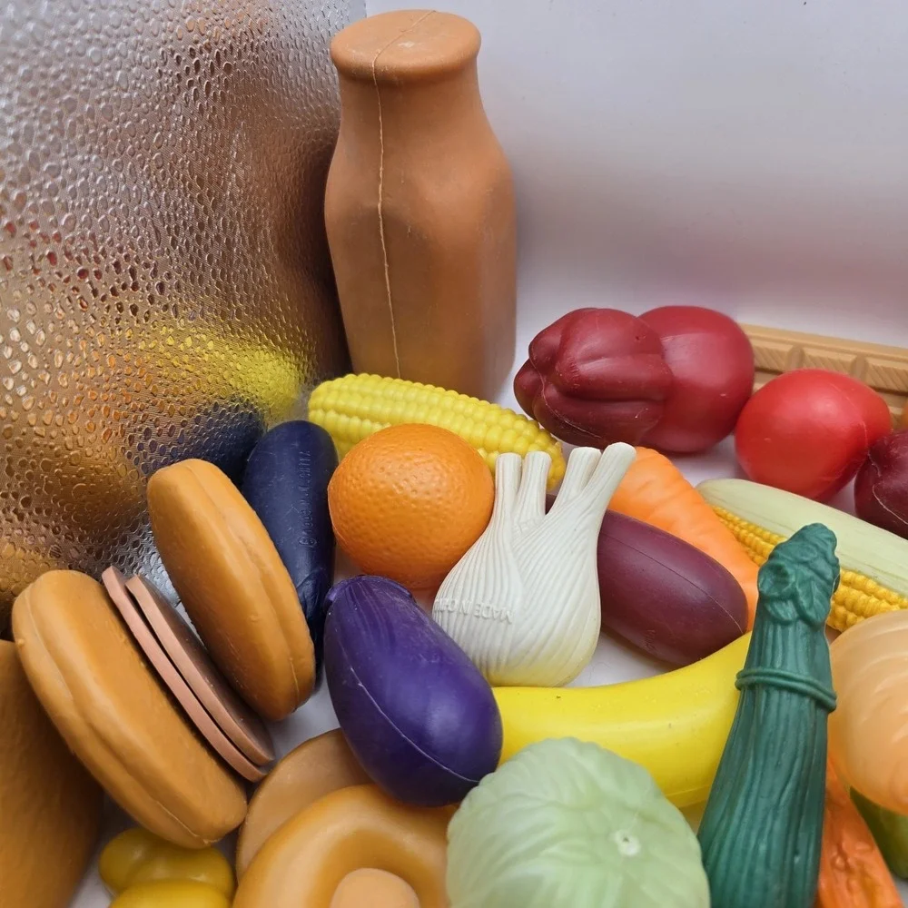 The Unbranded Brand vintage plastic