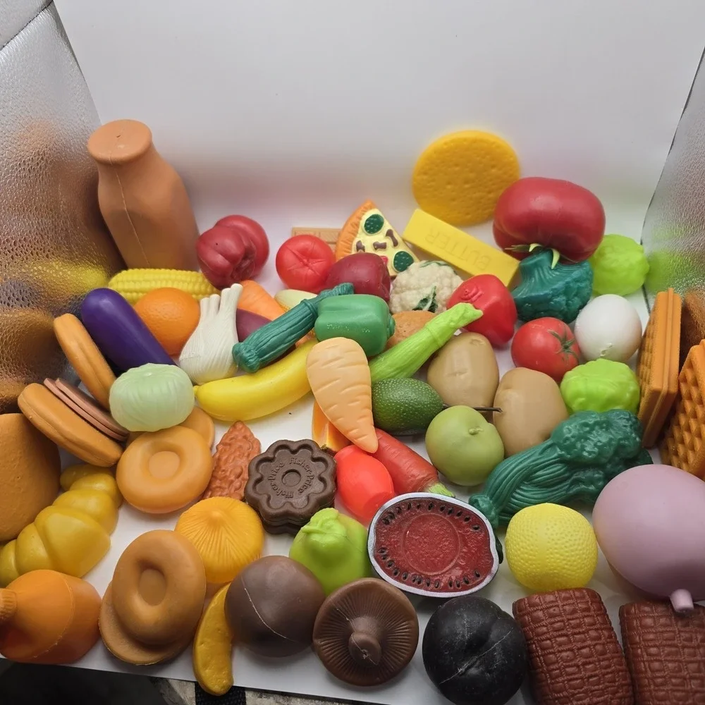 The Unbranded Brand vintage plastic