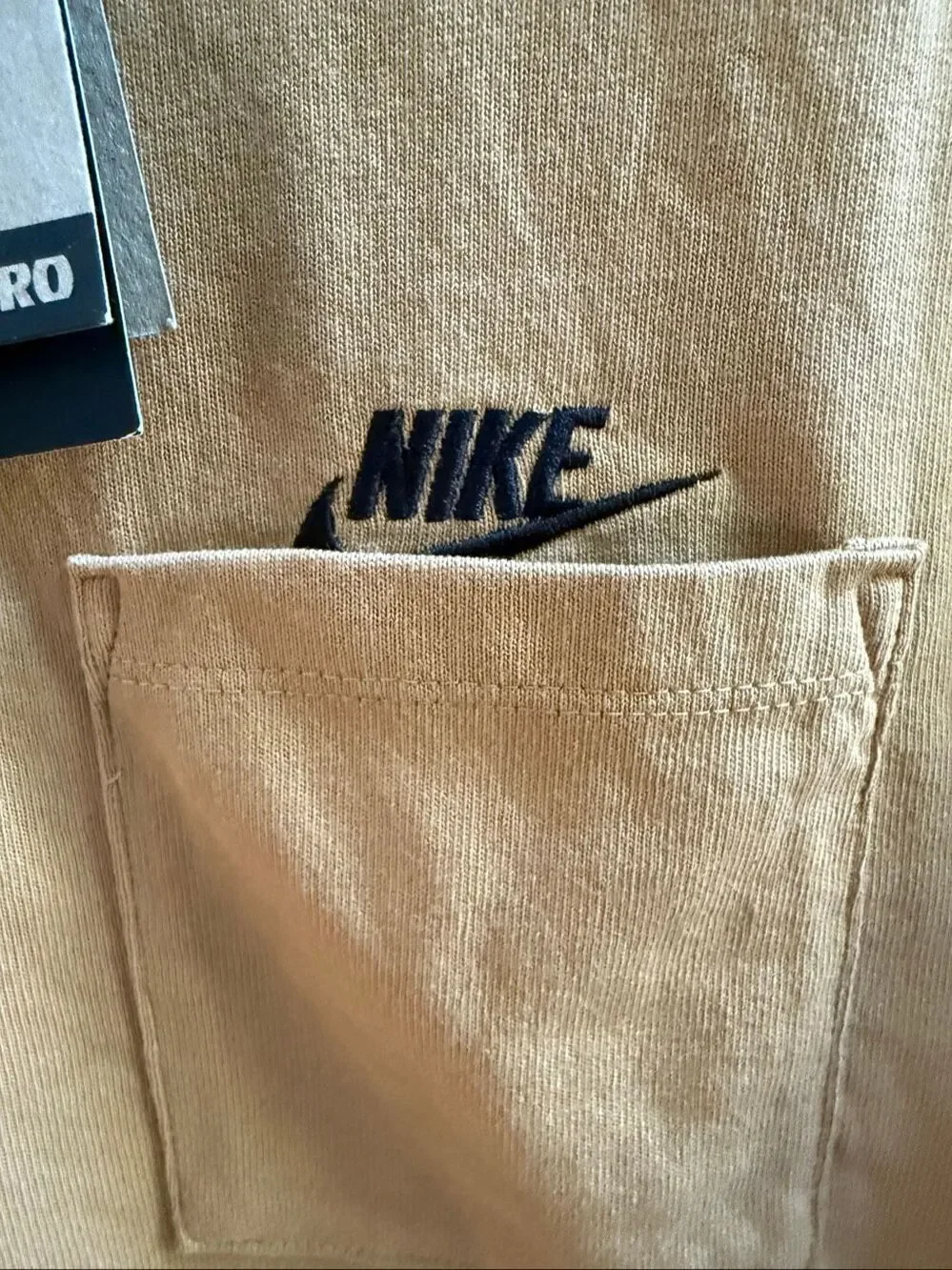 Nike measures 29