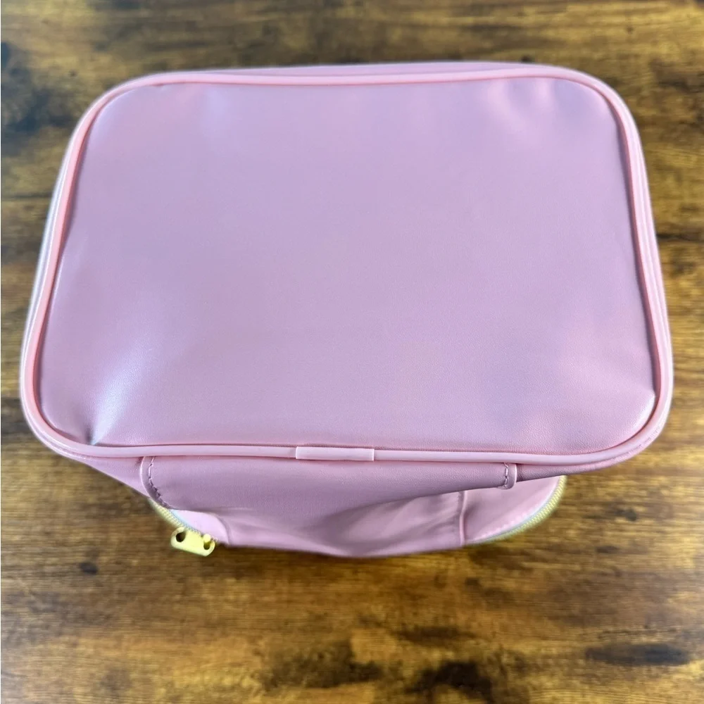 N/A chic pink