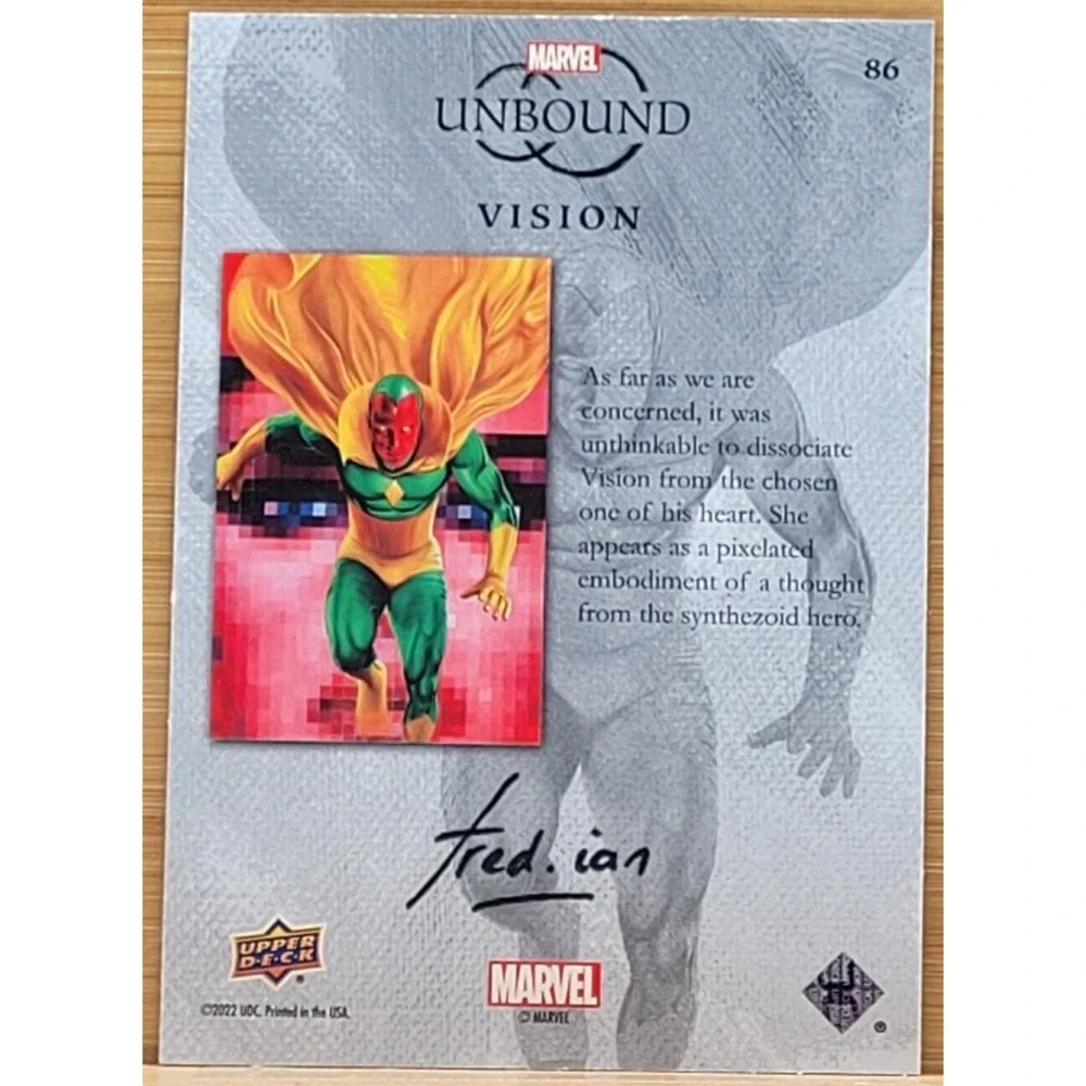2022 MARVEL UNBOUND VISION RAINBOW FOIL‎