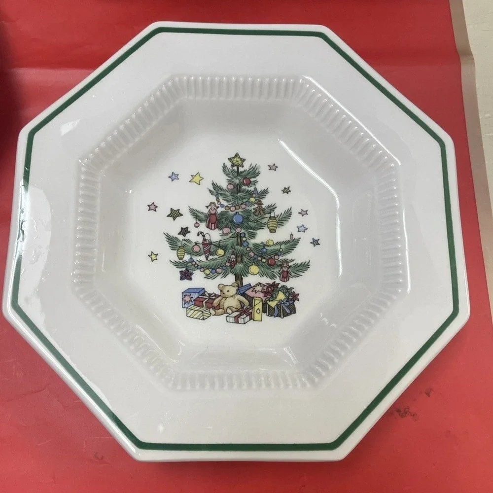 Nikko christmastime piece
