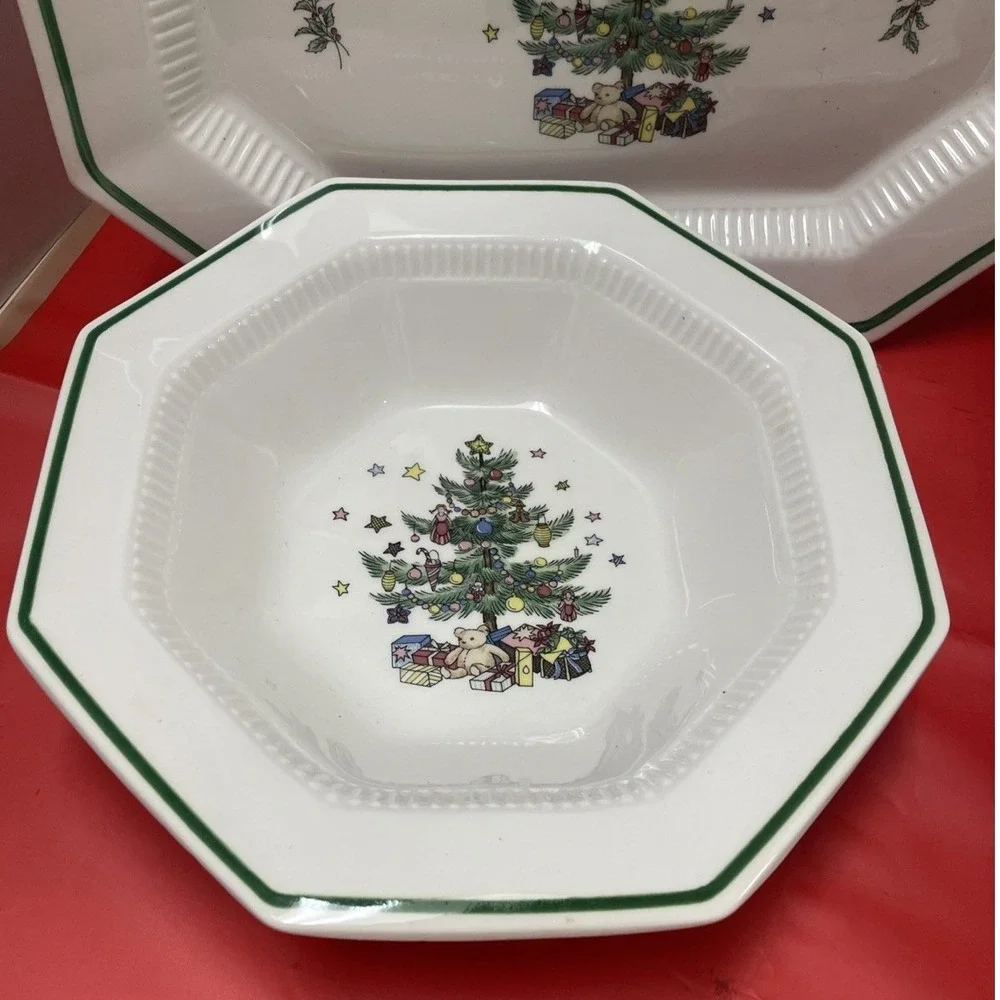 Nikko christmastime piece