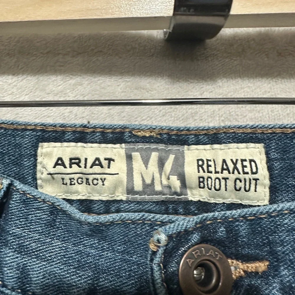 Ariat please review