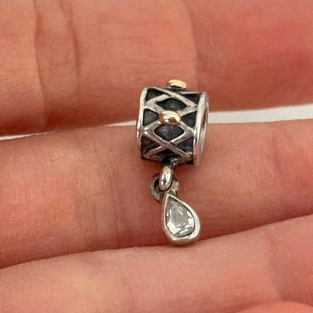 Pandora 100% authentic