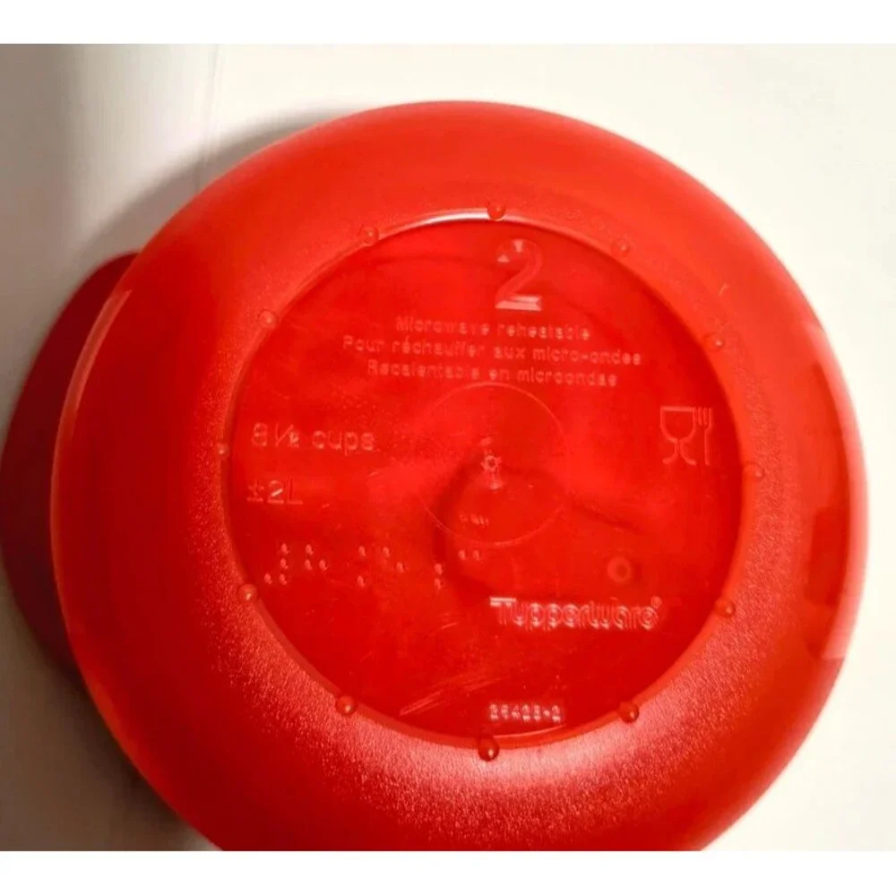 Tupperware Crystalwave microwave bowl