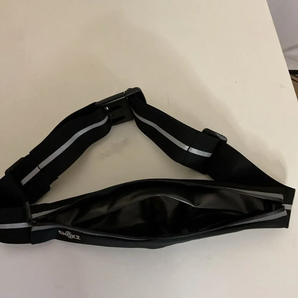 shokz running pouch