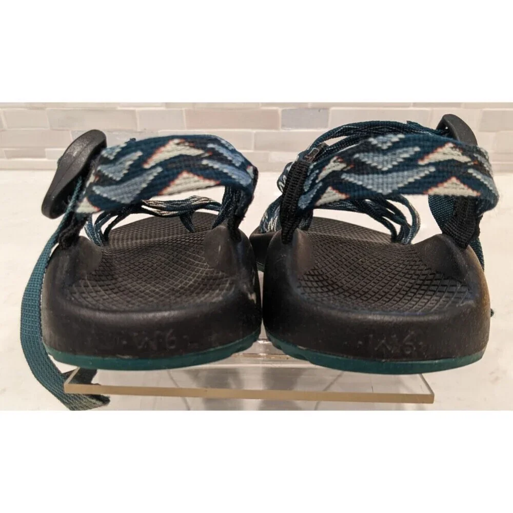 Chaco step into