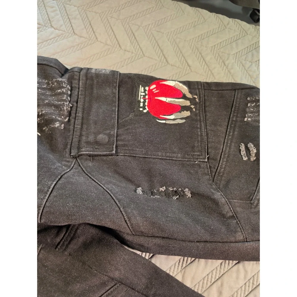 SORA clothing distressed
