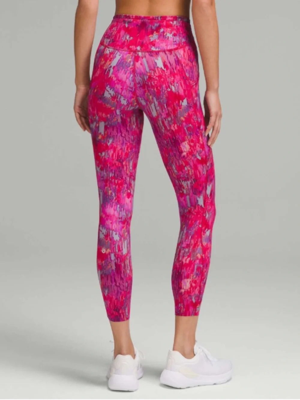 lululemon athletica excellent like