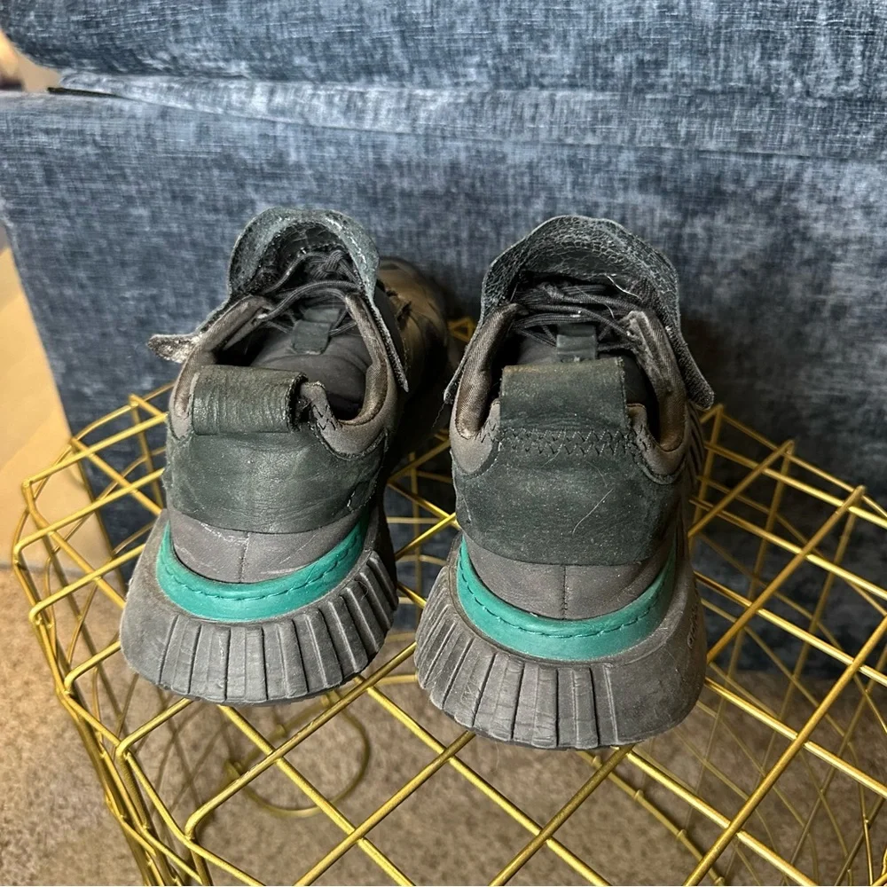 adidas color way