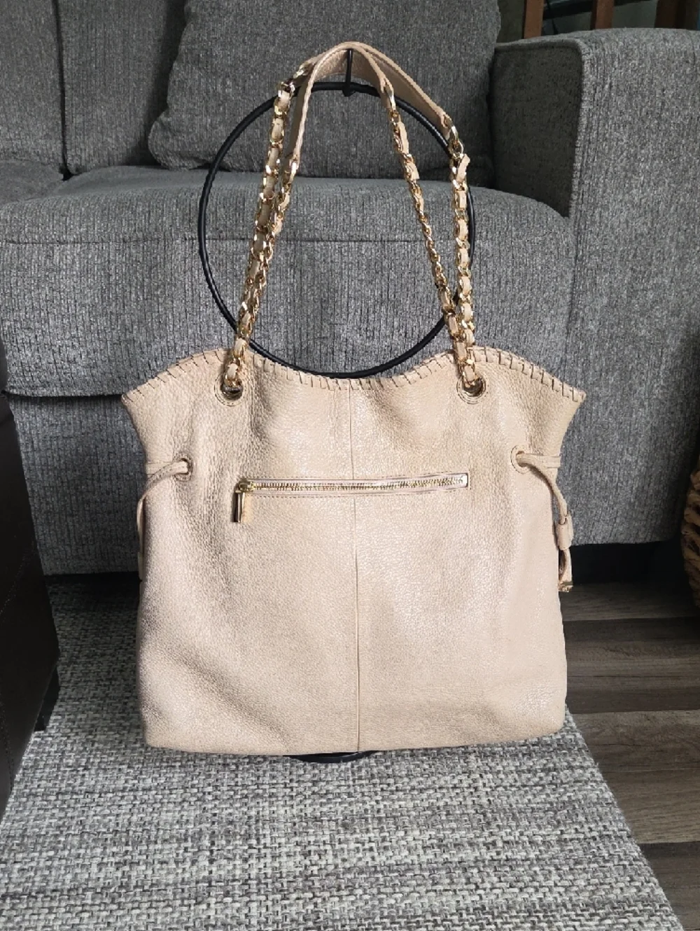 Tory Burch soft pebbled