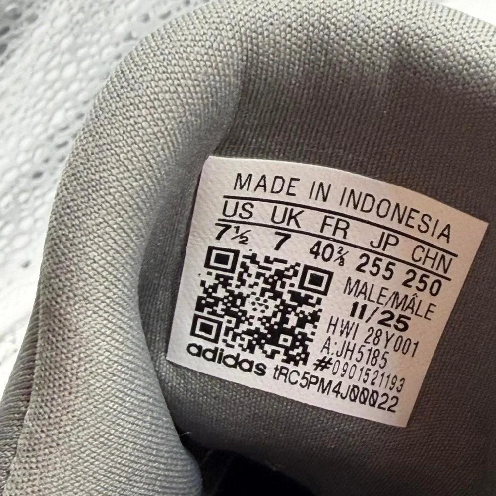 N/A adidas runfalcon