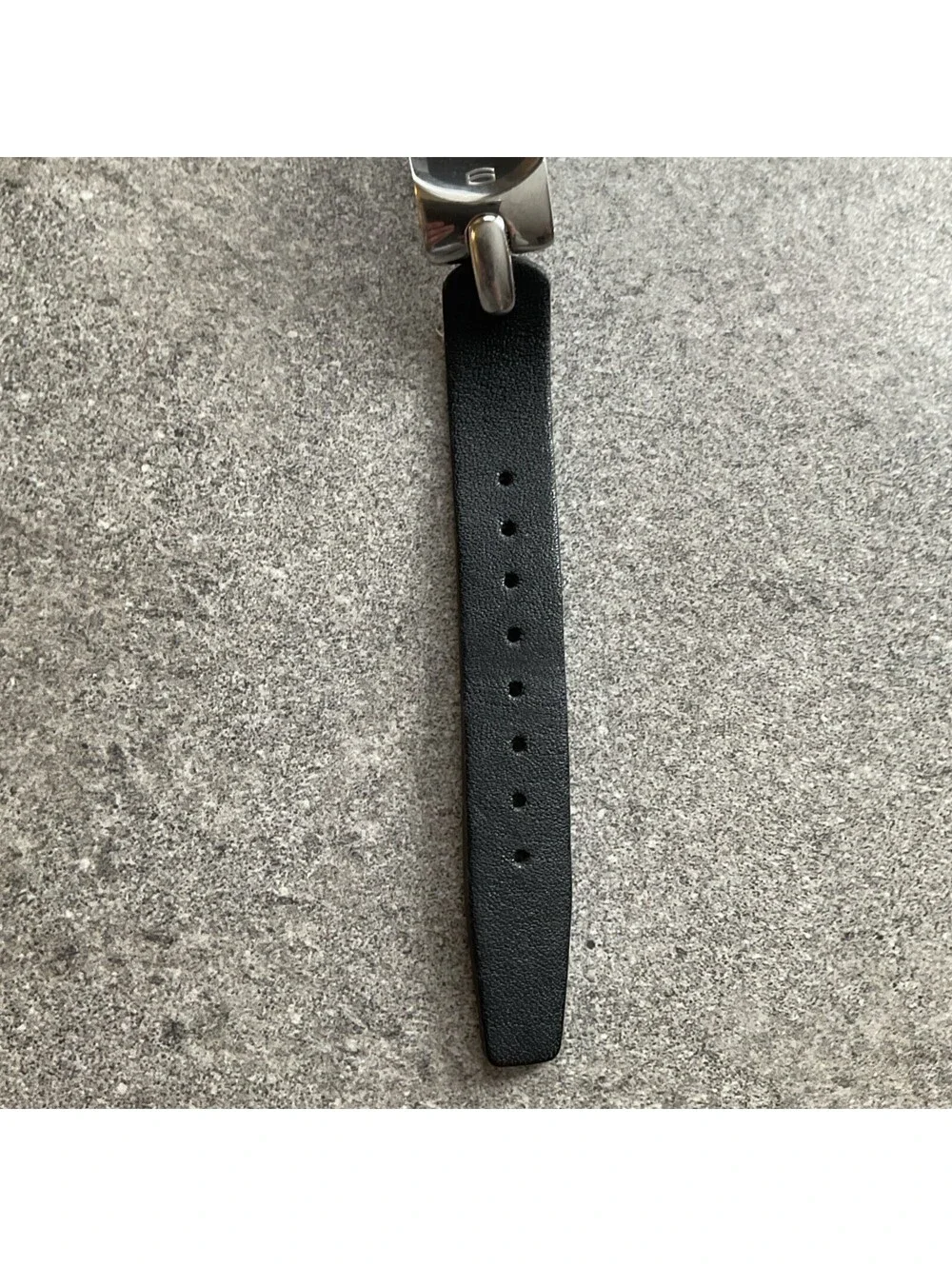 Kenneth Cole kenneth cole