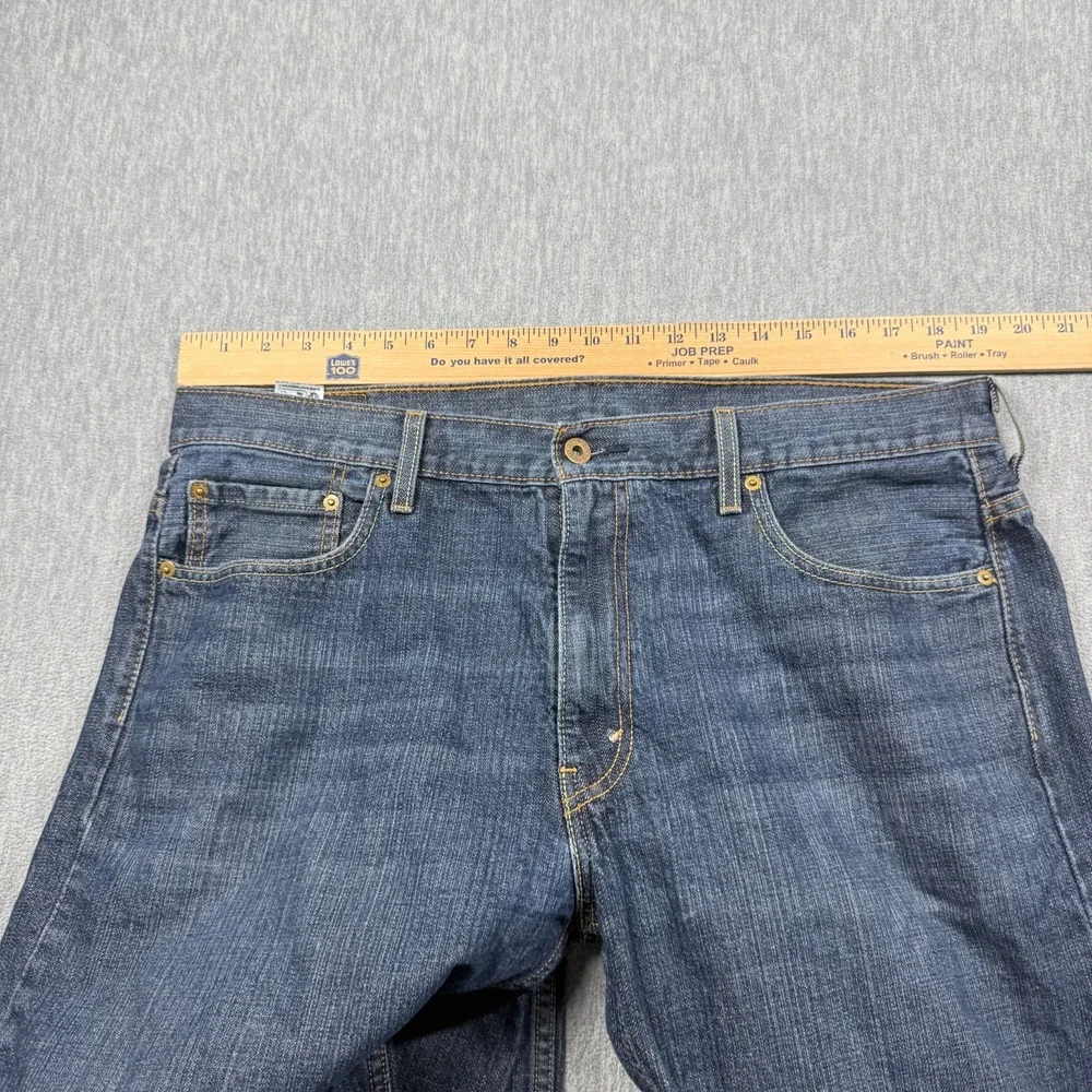 Levis levi 569