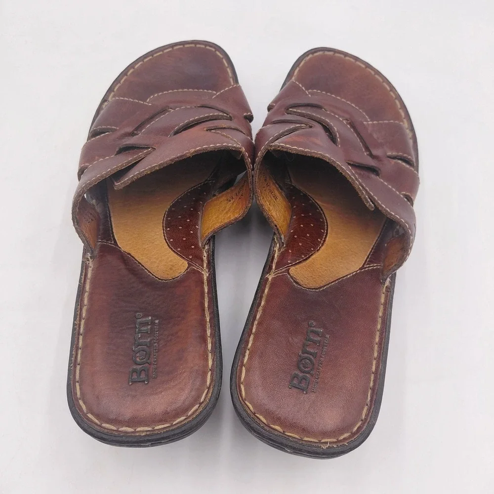Born brown leather