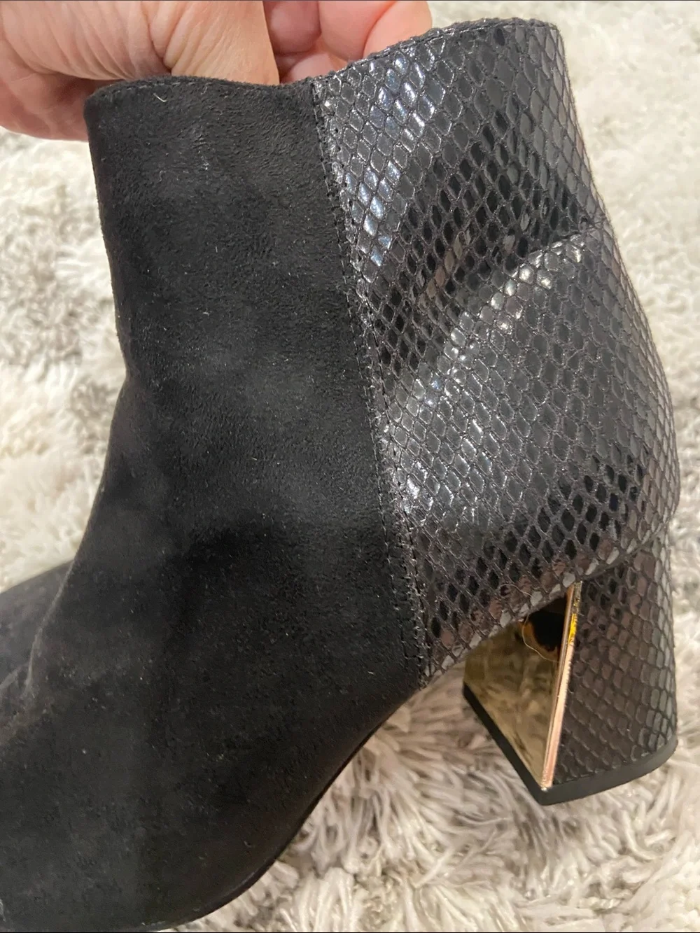 XOXO stylish black