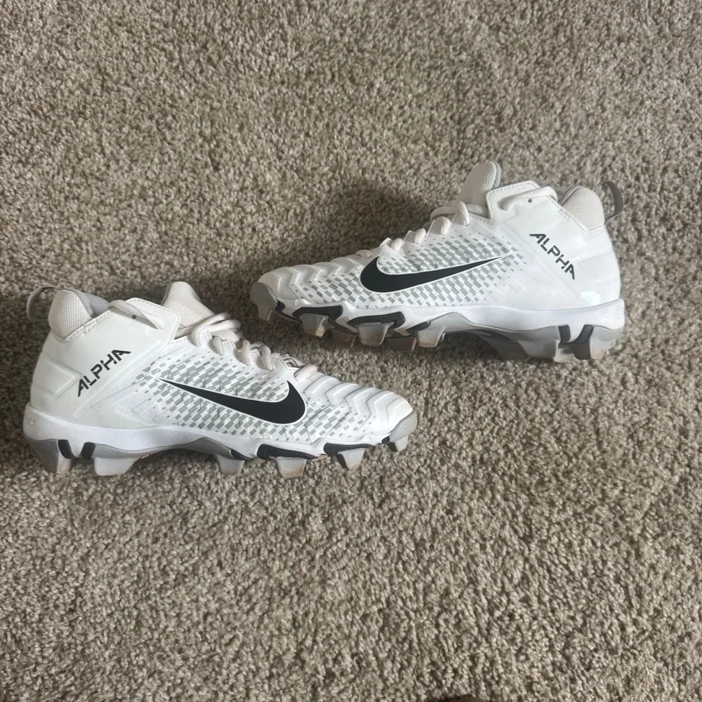 Nike alpha menace
