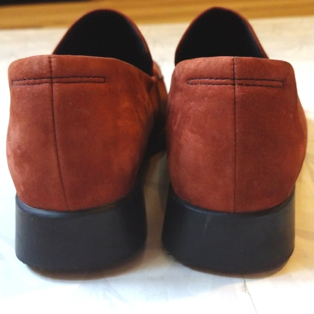 Rockport warm brown