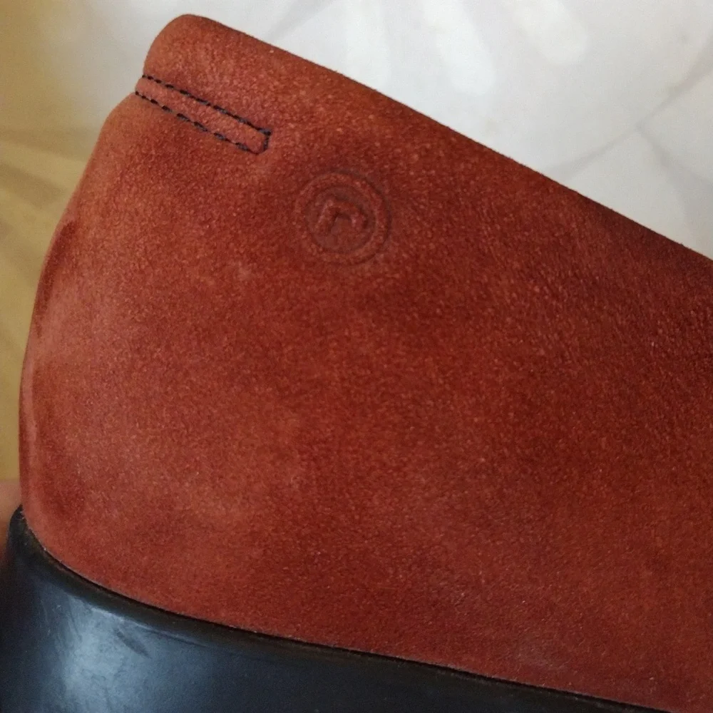 Rockport warm brown