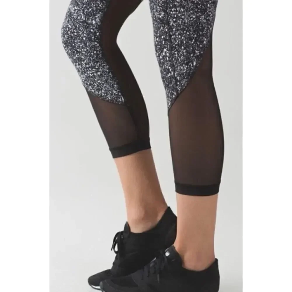 lululemon athletica size excellent