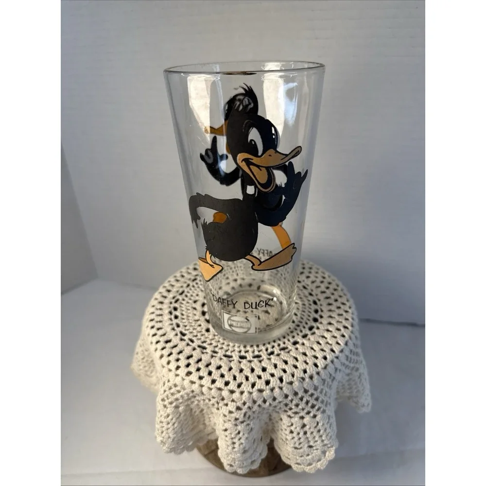 Vintage 1973 Daffy Duck Looney Tunes Pepsi Collector Glass By Warner Brothers