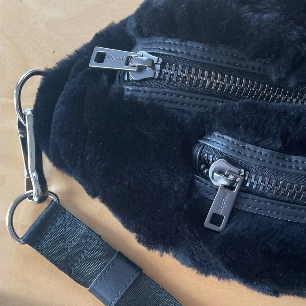 jocelyn plush black