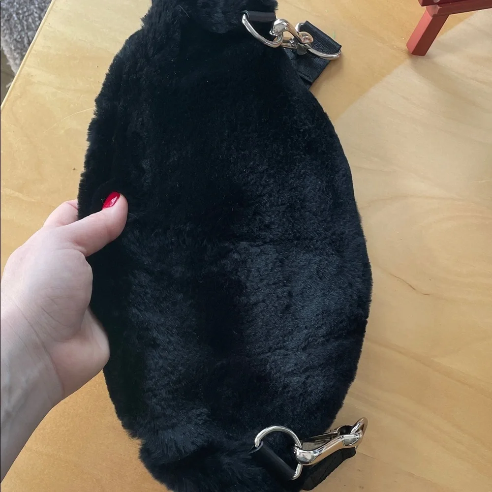 jocelyn plush black