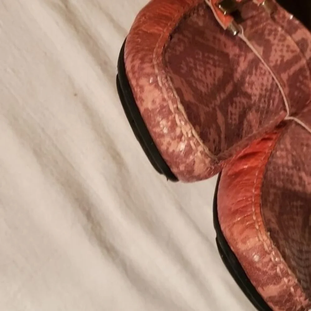 Stuart Weitzman euc trendy