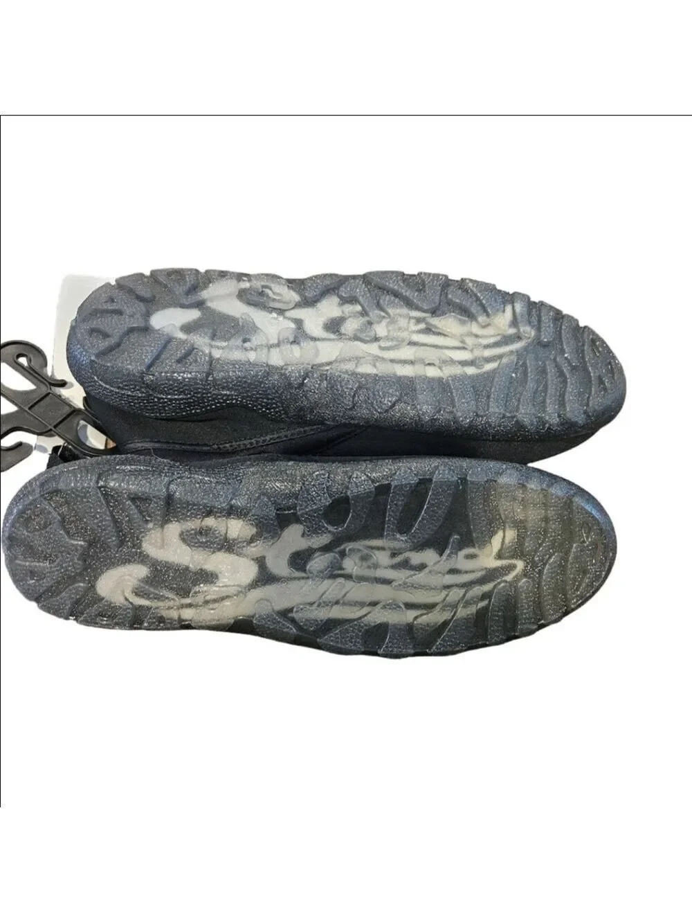 Strand nwt black