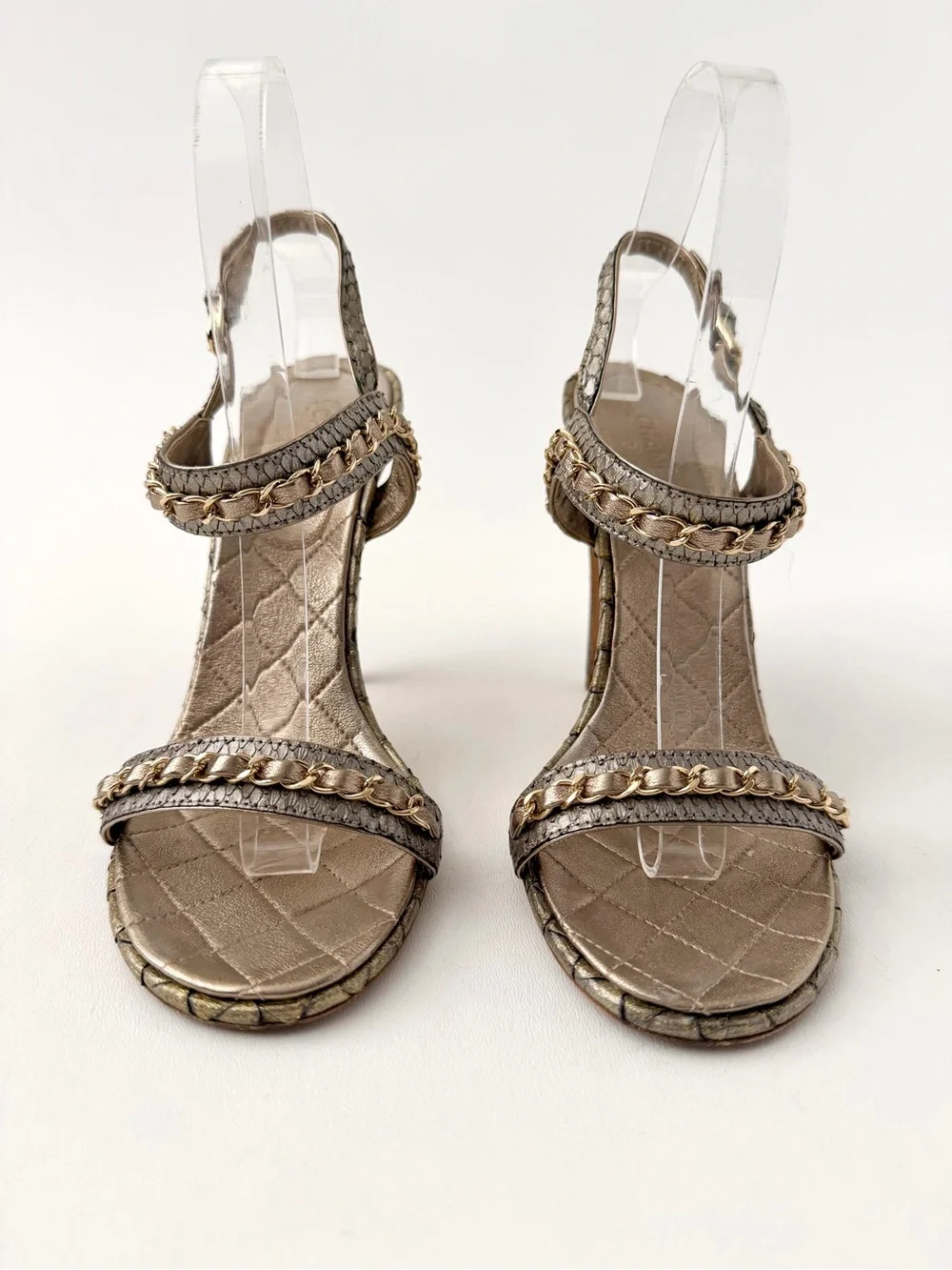 CHANEL good preowned