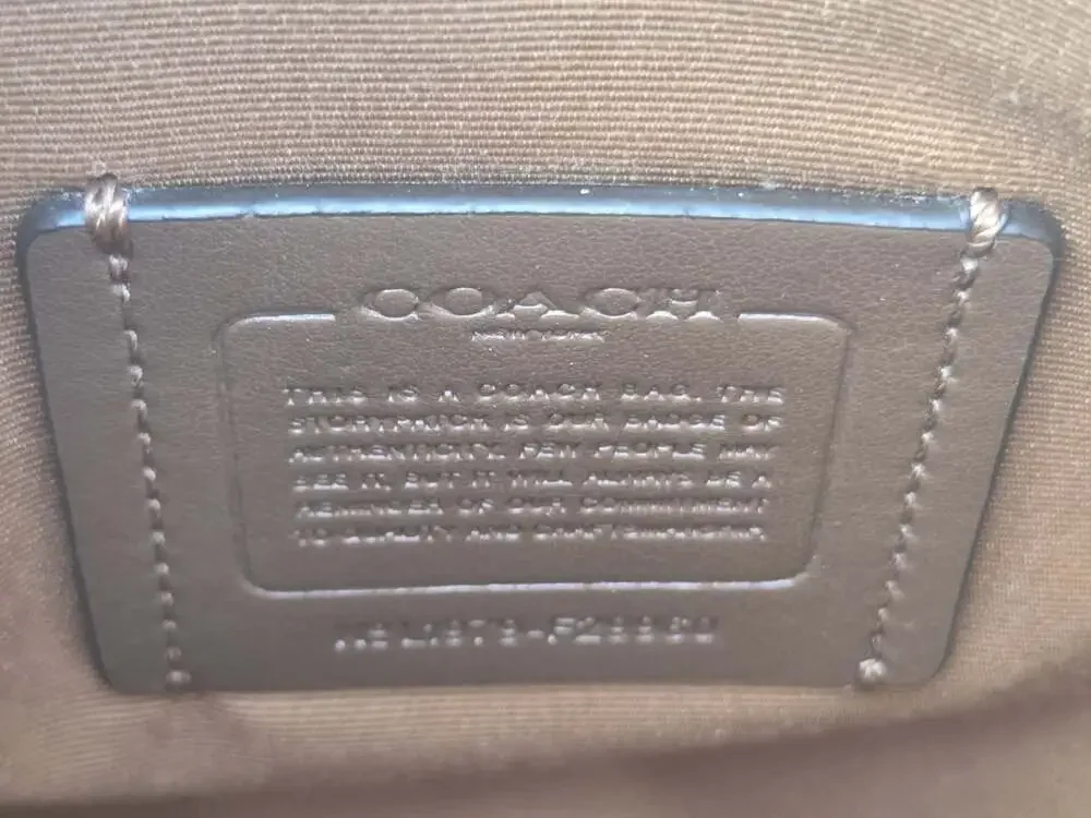 Coach authentic file
