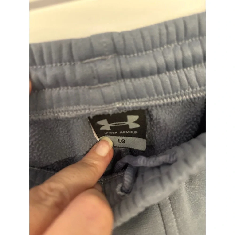 Under Armour flaw slight