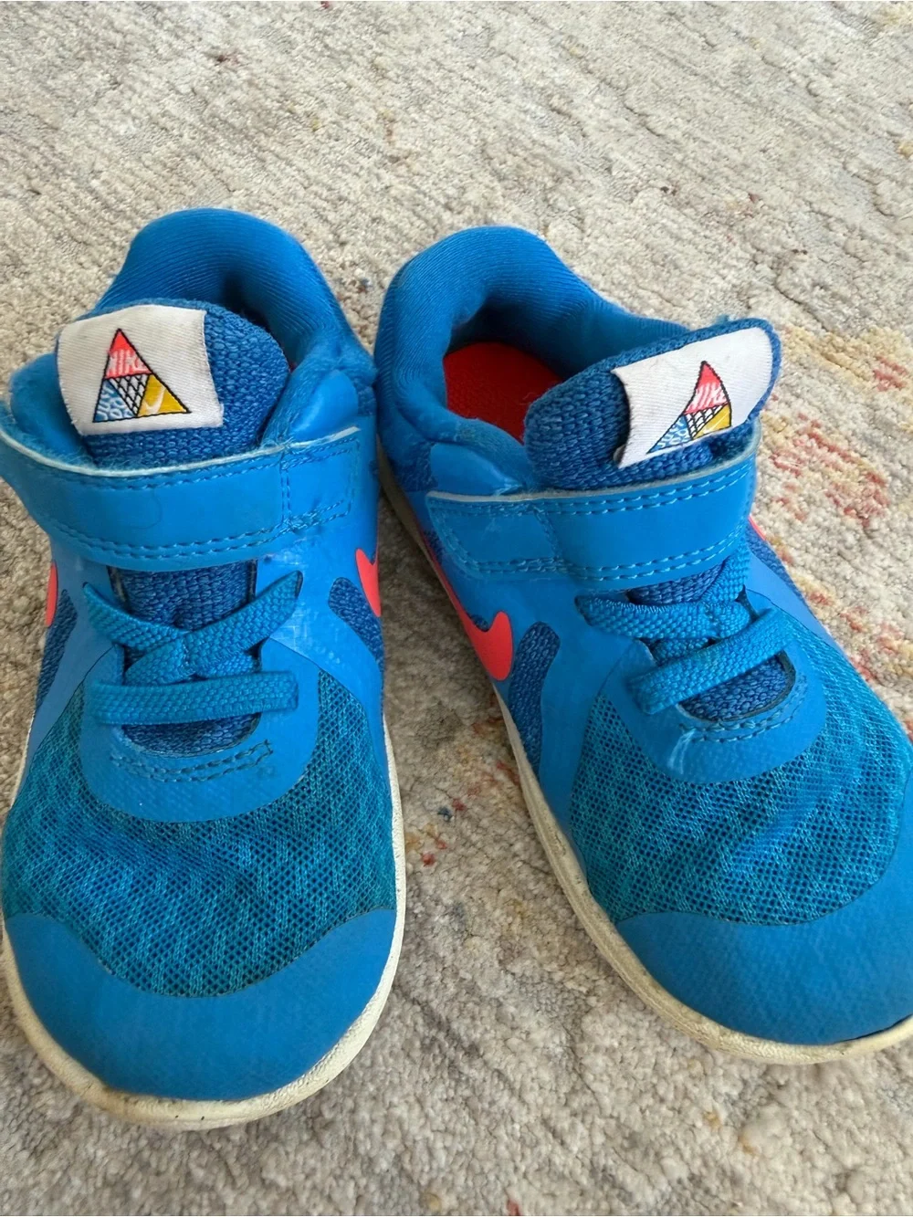 Nike toddler sneakers