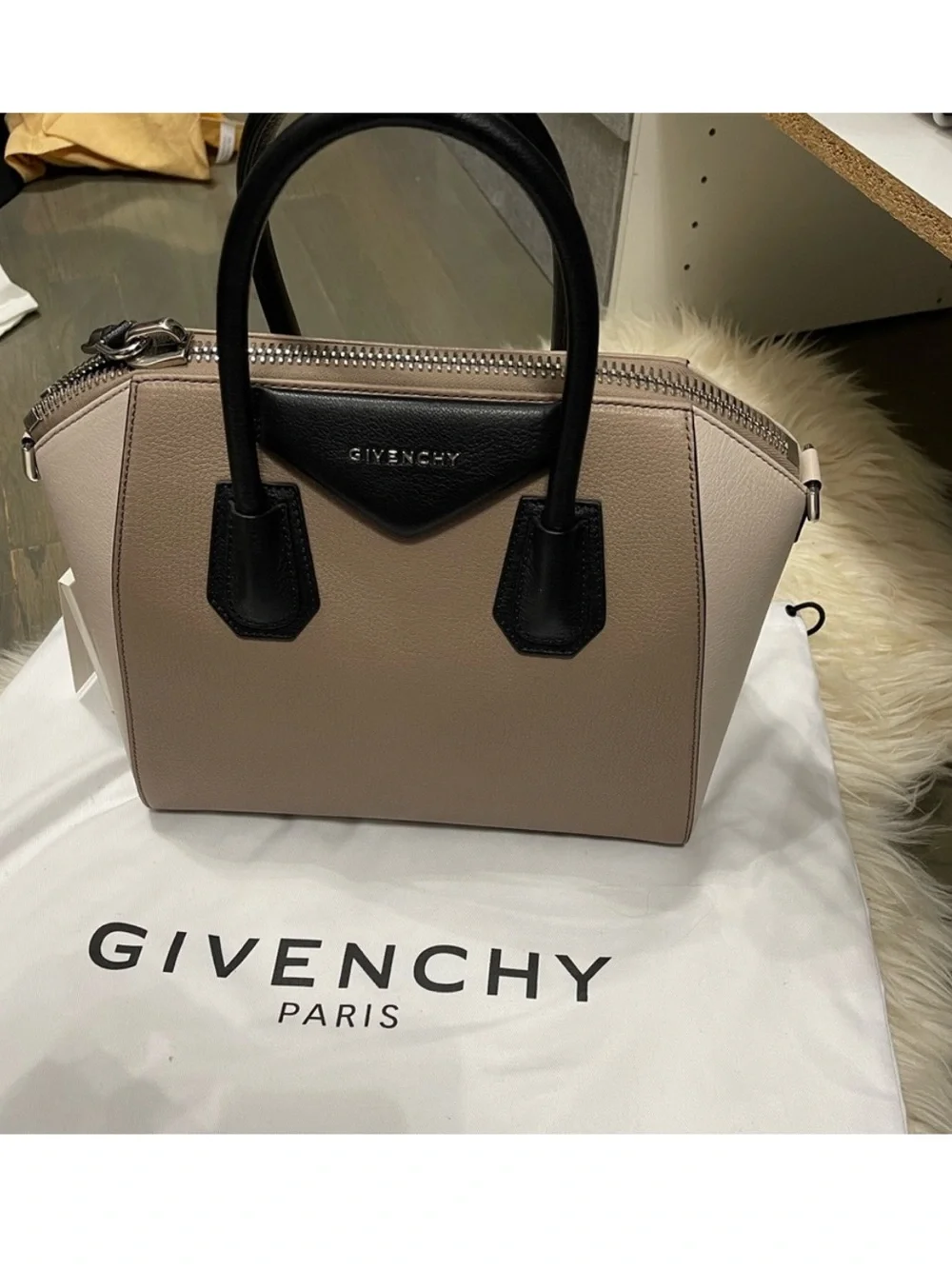 Givenchy lining 90%