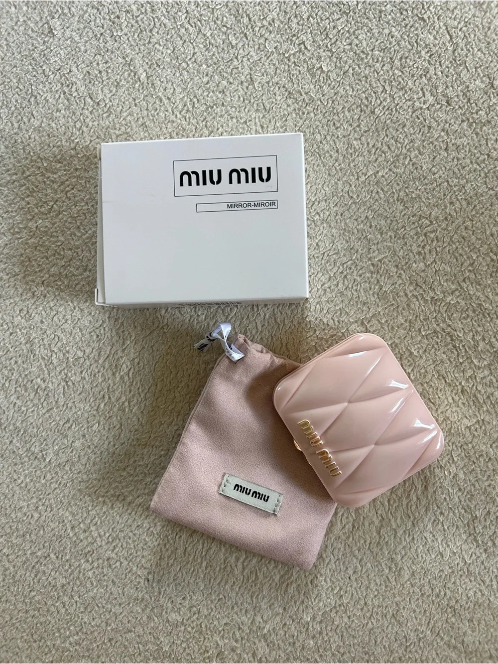 Miu Miu miu pale
