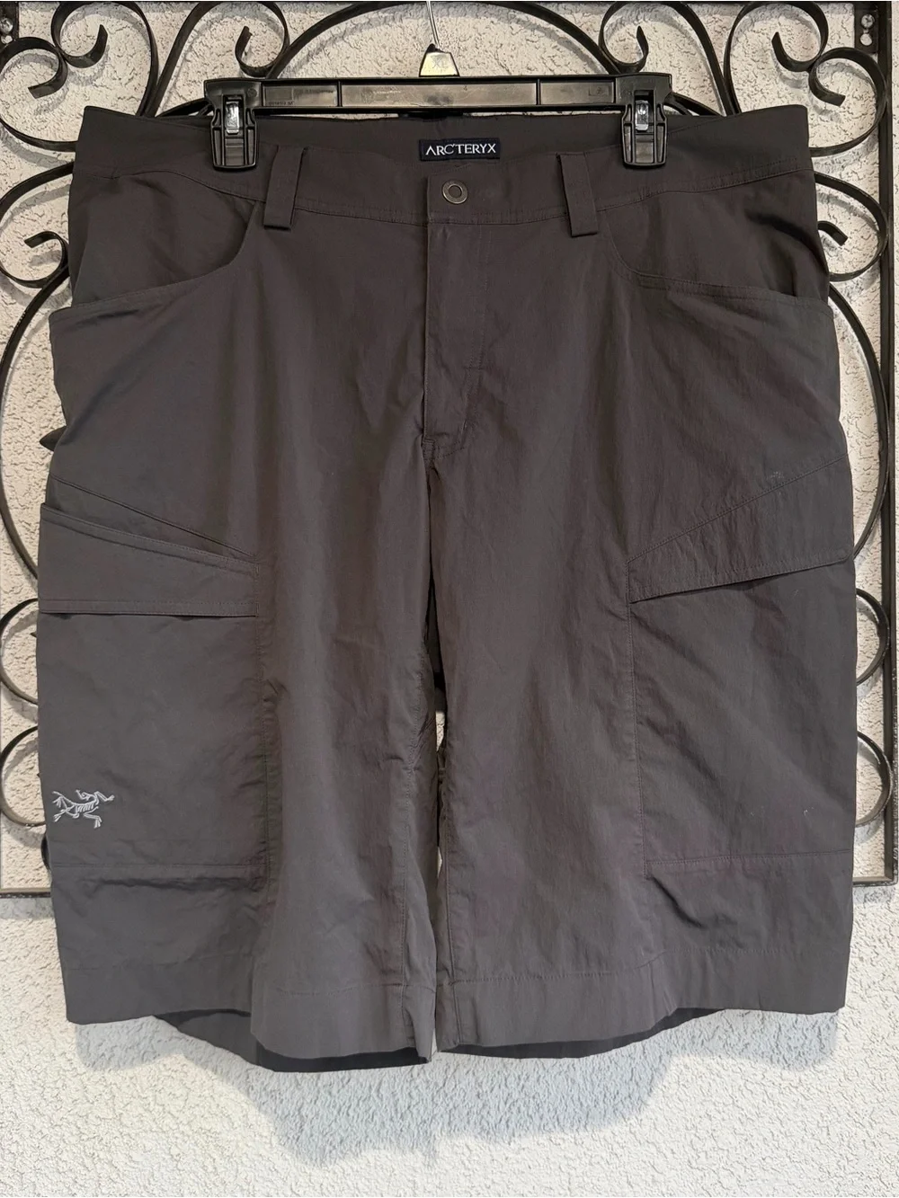 Arc'teryx Men's Gray Rampart Cargo Shorts
