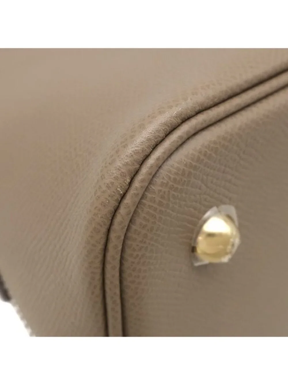 Hermes stamp color