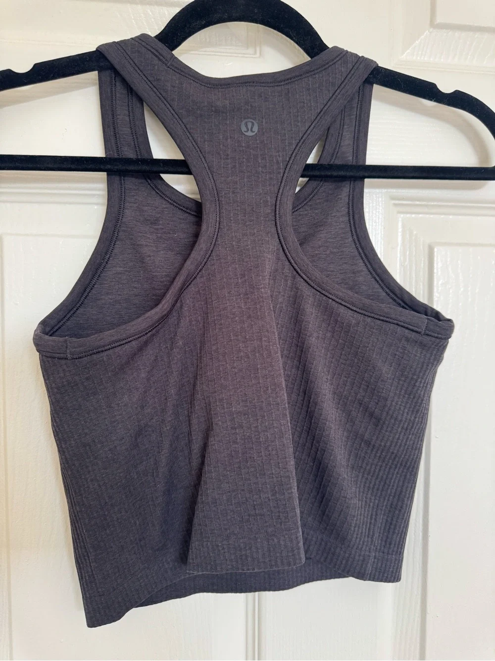 lululemon athletica item still