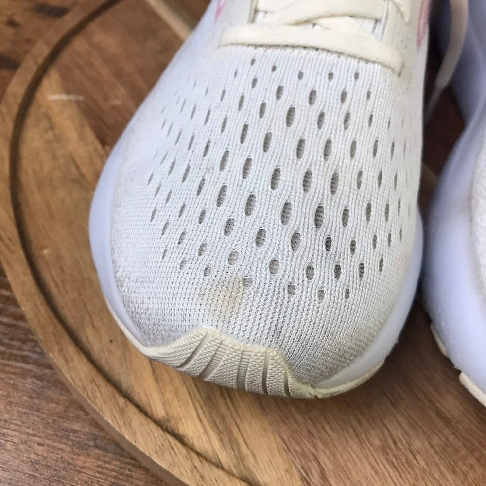 Brooks these ghost